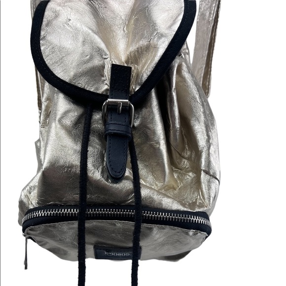 Victoria’s Secret Pink Mini Metallic Gold Shimmer Backpack Academia Travel Bag - Picture 3 of 16